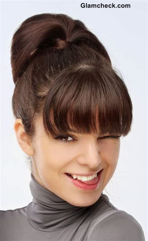 Hairstyle How To : Ponytail with Bangs for Short Hair