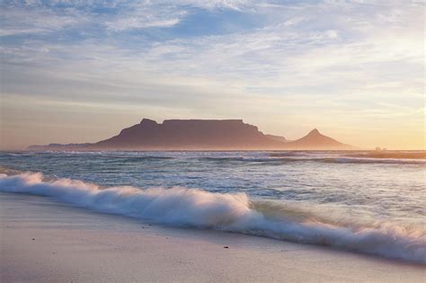 Table Mountain Sunset by Hougaard Malan Photography