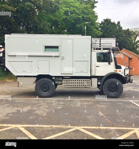 Unimog Camper Conversion