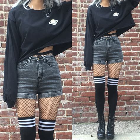 VINTAGE GRUNGE- WASHED BLACK DENIM SHORTS – kokopiecoco