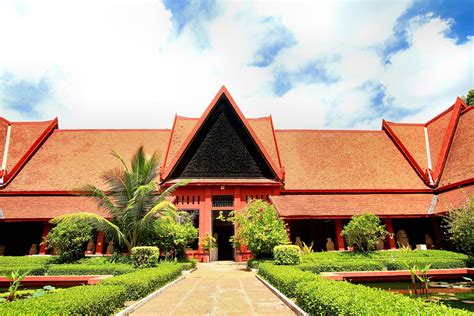 National Museum of Cambodia in Phnom Penh - Phnom Penh Attractions – Go ...