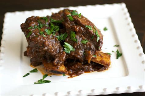 Braised Beef Short Ribs Recipe {Slow Cooked} - Tasty Ever After