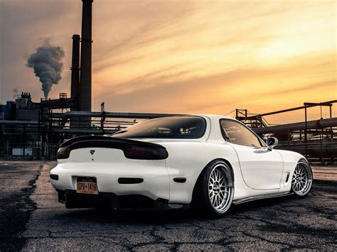 Stunning White Mazda Rx7 Autos