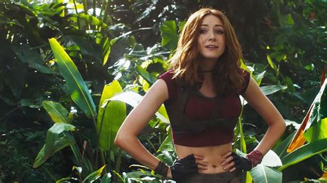 Jumanji: Welcome to the Jungle's Karen Gillan responds to costume ...