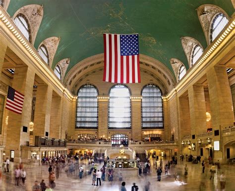 Grand Central Station | History, Clock, & Ceiling | Britannica