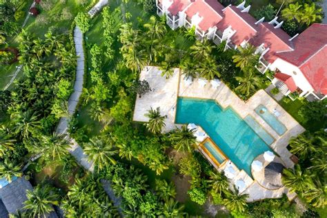 The Best Resort In Boracay: A Review