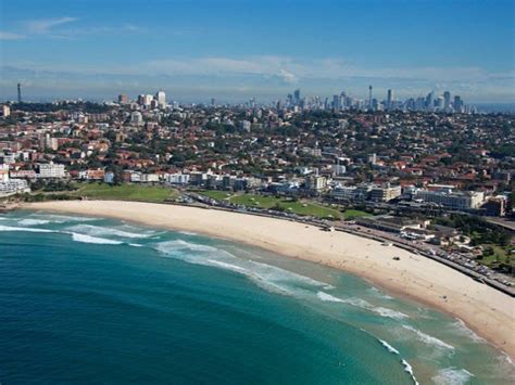 Bondi Beach | Sydney, Australia - Official Travel & Accommodation Website