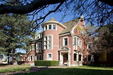 Tour the American Horror Story House in L.A | HGTV