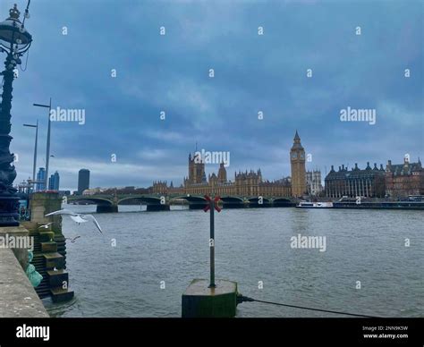 London Eye and Big Ben Stock Photo - Alamy