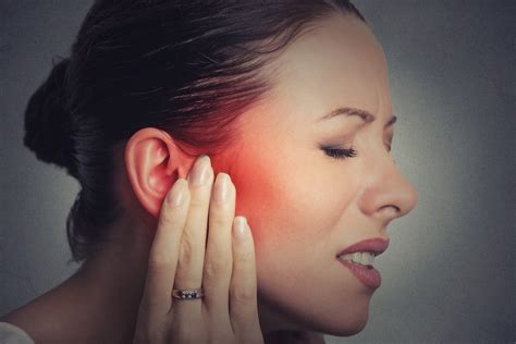 Swollen Ear Canal: Common Causes, Symptoms, and Treatment Options