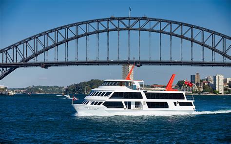 Sydney Harbor Cruises | Luxury Cruises from the Sydney Harbor