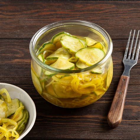 Easy Refrigerator Pickles Recipe: How to Make It