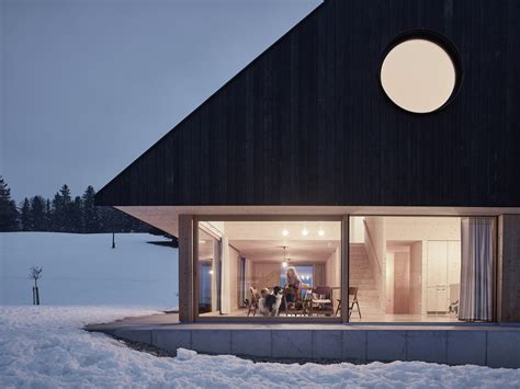 Minimalist Modern: The Architecture of Rural Retreats | ArchDaily