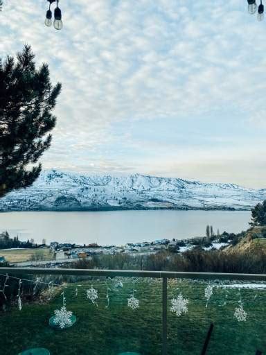 Complete Insider's Lake Chelan Winter Guide