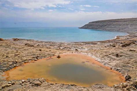 Dead Sea Sinkholes - AtlasIslamica