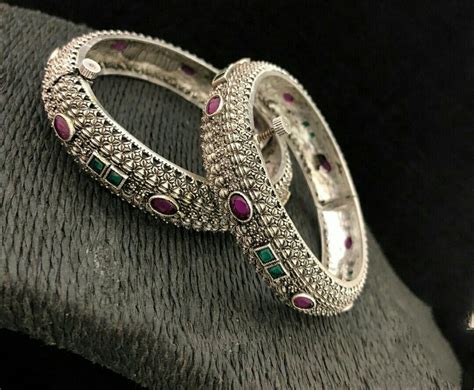 Silver jewelry special - Silver bangles designs