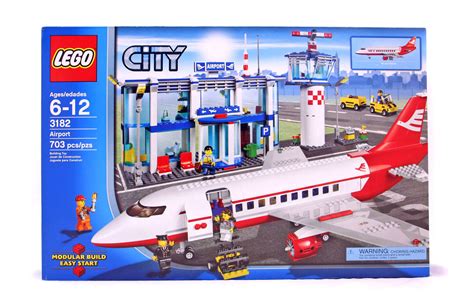 Airport - LEGO set #3182-1 (NISB) (Building Sets > City > Airport)