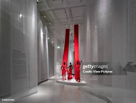 66 Beauty Exhibition Barbican Art Gallery Stock Photos, High-Res ...