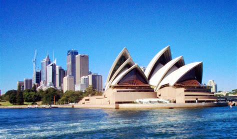 Sydney Opera House in Sydney, Australia | Tourist Destinations