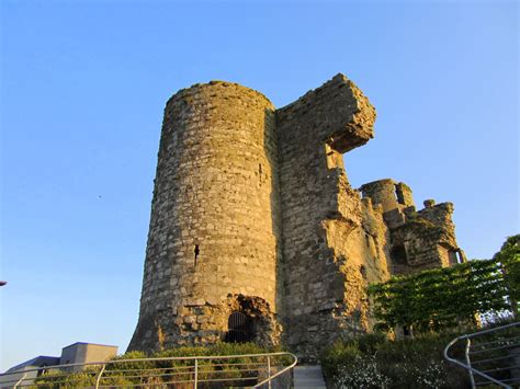 Carlow Castle, Carlow Town. County Carlow 1213 | Curious Ireland