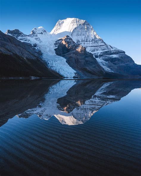 Mount Robson, Berg Lake Trail, British Columbia : r/BeAmazed