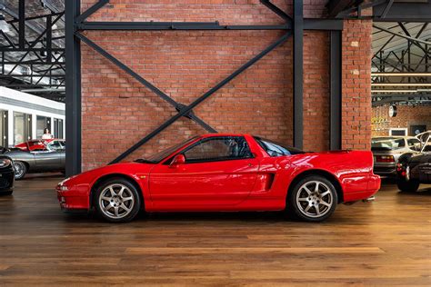 Honda-nsx-red-5 - Richmonds - Classic and Prestige Cars - Storage and ...