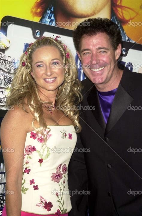 Barry Williams and wife – Stock Editorial Photo © s_bukley #17520657