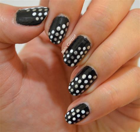 Nails Context: Polka Dots