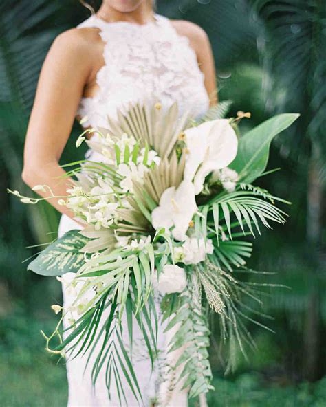 Unique Non-Floral Wedding Bouquet Ideas