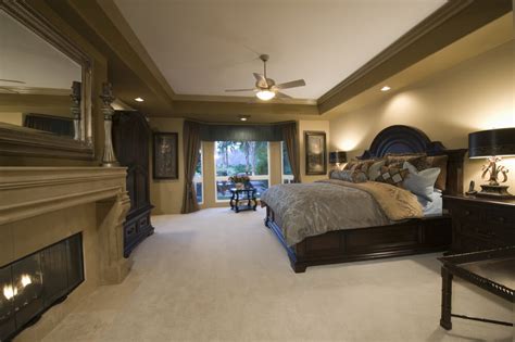 44 Stylish Master Bedrooms with Carpet