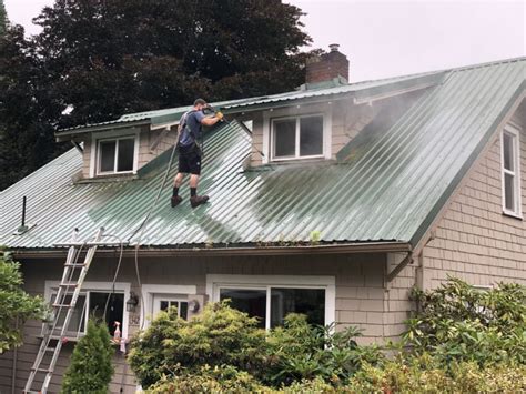 Metal Roof Cleaning | Vancouver WA | Portland OR | Free Estimates!