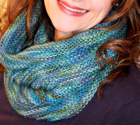 Cute Knitted Cowl Pattern | Grateful Prayer | Thankful Heart