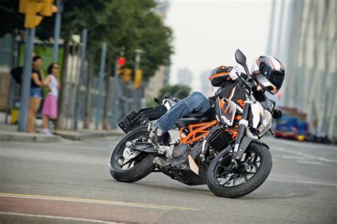 2013 KTM 390 Duke Gallery 493759 | Top Speed