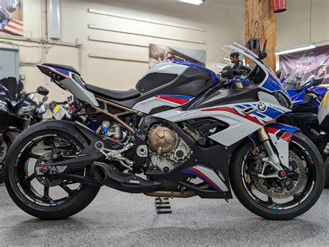 2021 BMW S1000RR M PACKAGE + CARBON WHEELS - AK MotorsAK Motors