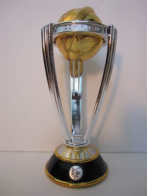 2015 Replica ICC Cricket World Cup Trophy – Collector’s Edition ...