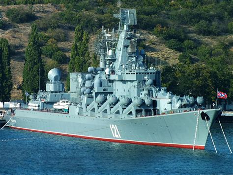 Expert: Russia should not have used Moskva cruiser in combat operations