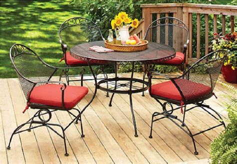 Better Homes and Gardens Clayton Court 5 Piece Wrought Iron Patio ...