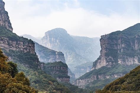 Natural Scenery Autumn Mountain Photography Background, Natural Scenery ...