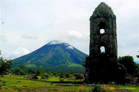 travellers: Mayon Volcano – Albay, Philippines