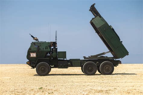 U.S. Army tests robotic rocket launcher