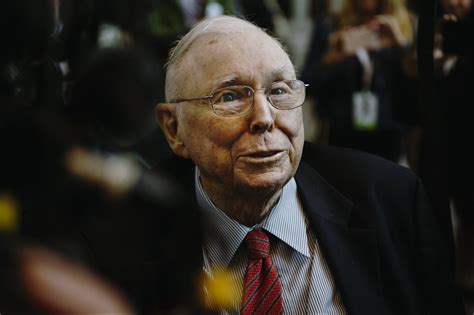 Charlie Munger, Warren Buffett Business Partner, Dies at 99 | Entrepreneur