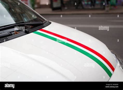 Car italy flag hi-res stock photography and images - Alamy