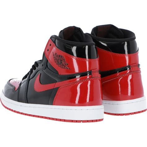 Scarpe Nike Air Jordan 1 Retro High OG BLACK WHITE RED | Bowdoo.com