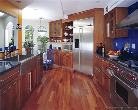 Pictures of Kitchens - Traditional - Medium Wood Kitchens, Cherry-Color ...