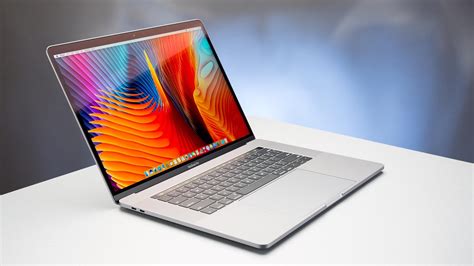 Apple MacBook Pro 15-Inch (2017)