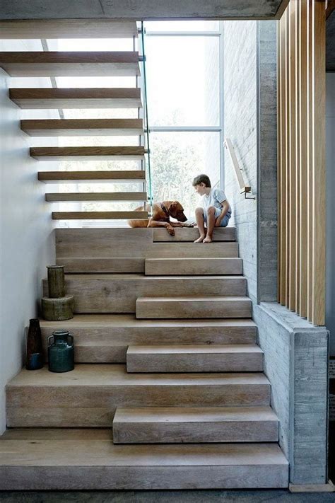 33 Beautiful Home Stairs Design Ideas With Modern Style - MAGZHOUSE