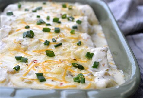 chicken enchiladas with white sauce pioneer woman