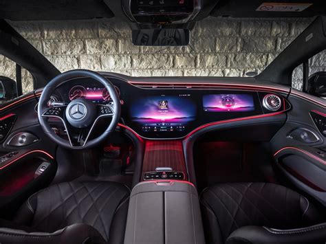 2022 Mercedes-Benz EQS Sedan: 28 Interior Photos | U.S. News