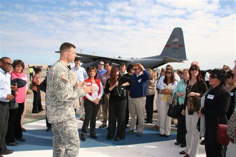 Leadership Savannah comes to Hunter Army Airfield | Article | The ...