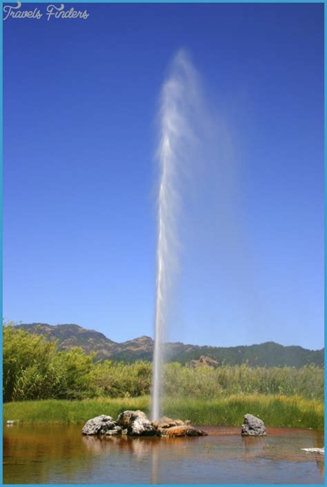 Old Faithful Geyser - TravelsFinders.Com